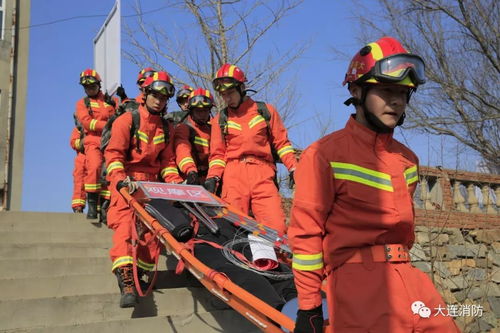 大連消防救援支隊開展大型綜合應急救援實戰演練 全面提升汽車拖車救援能力