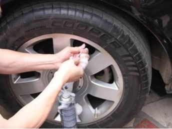 克拉瑪依24小時(shí)汽車救援與維修服務(wù) 您的全天候行車保障