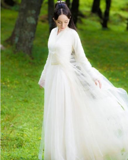 盤點(diǎn)五位古裝最仙明星：楊冪、趙麗穎、劉亦菲，誰是你心中的仙女首選？